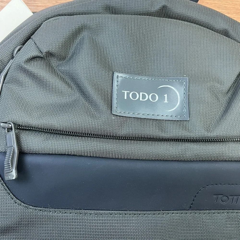 Totto Morral Backpack Tablet Pocket Laptop Pocket Suitcase Strap Olive Green NEW